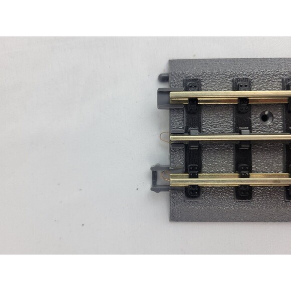 MTH O GAUGE THREE RAIL #6019.289 30" STRAIGHT TRACK LOT (2) LOT #5 - Picture 6 of 6